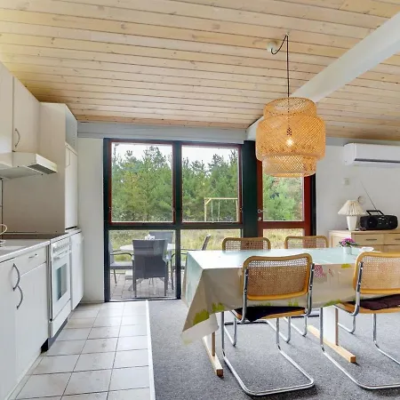 Holiday home Nila - 750m From The Sea In Western Jutland By Interhome